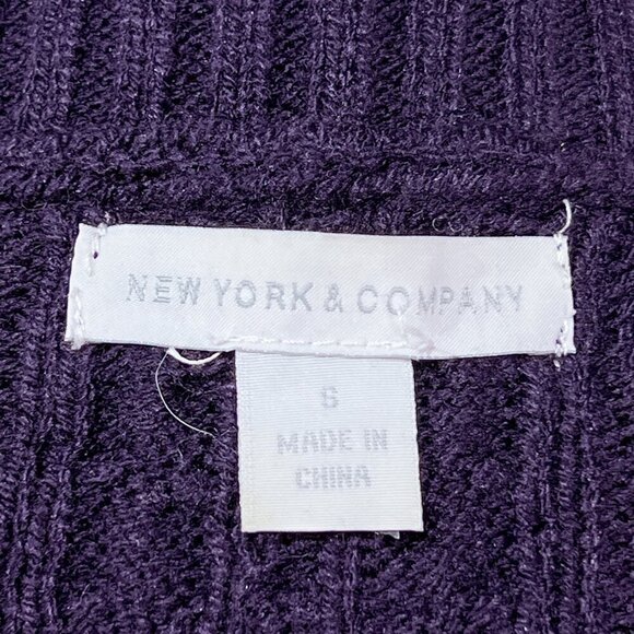 Women's New York & Company Sweater | Purple | 3/4 Sleeve | Round Neck | Small - Picture 11 of 13